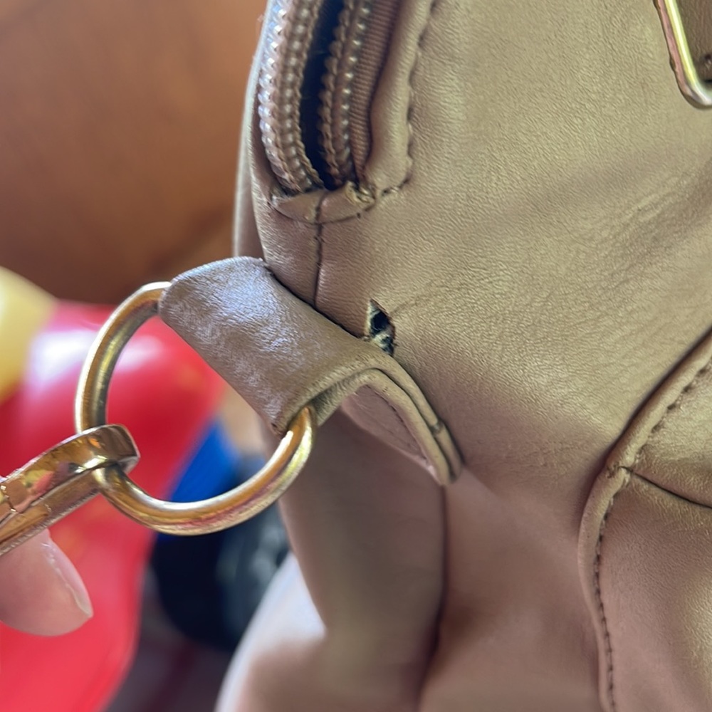 Handbag - Picture 5 of 8
